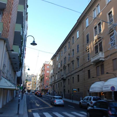 Dolce Sbadiglio 2 Hotel Cagliari Luaran gambar
