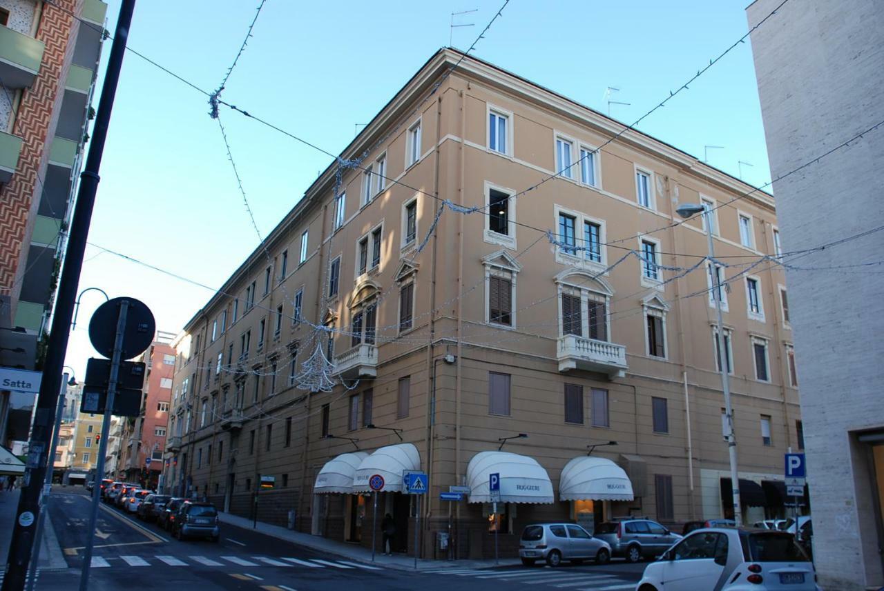Dolce Sbadiglio 2 Hotel Cagliari Luaran gambar